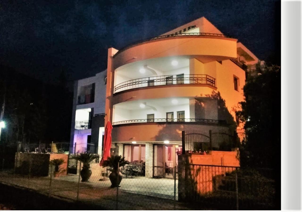Villa M Dobra Voda Exterior photo